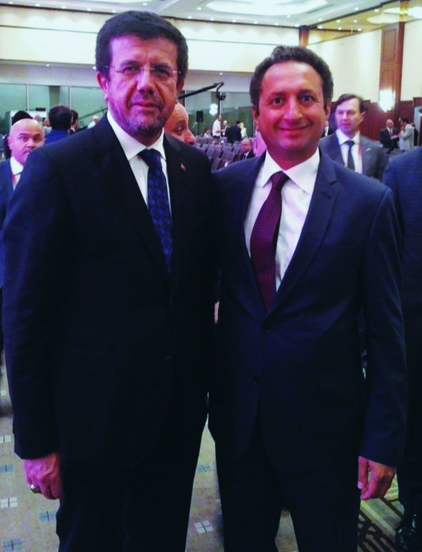 Ekonomi Bakanı Nihat Zeybekçi ve Dr. Ercan Varlıbaş