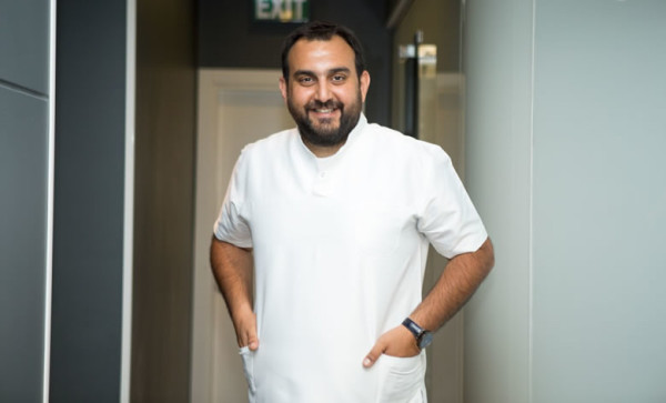 Diş hekimi A.Doğan Bircan