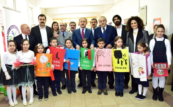 Kitap Koridoru projesi başladı