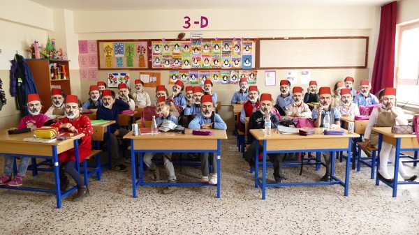 Mehmet Akif Okullarda1