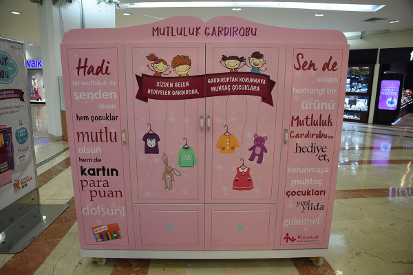 Mutluluk Gardırobu Projesi