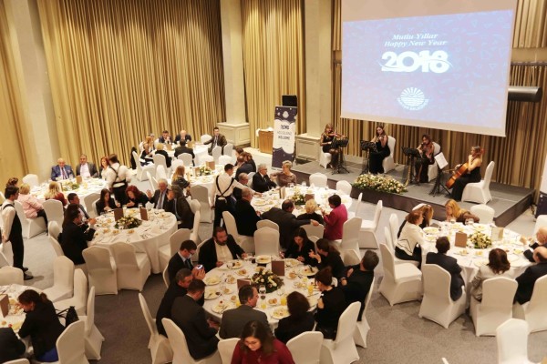 Diplomatlar ve Dini Önderlerden Barış Mesajı - 9