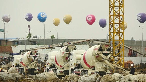 7.Meikarta project under construction