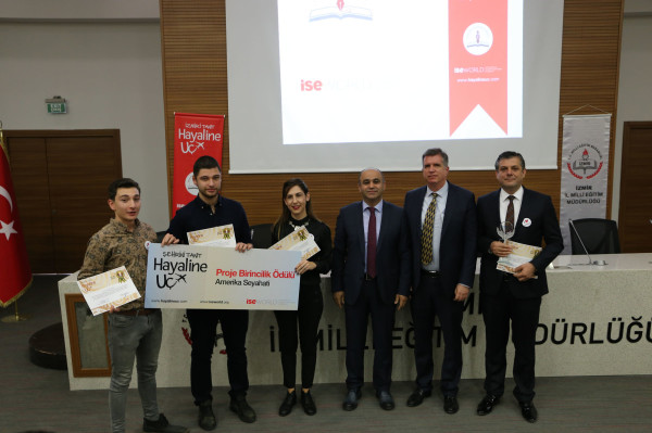 İzmirli öğrenciler Kanada’ya, hayallerine uçuyor