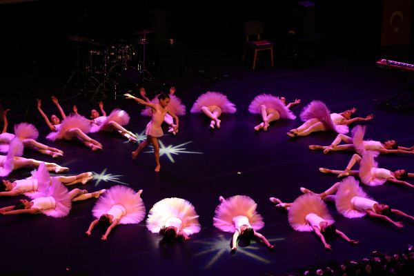 Hülya Aksular Bale Atolyesi