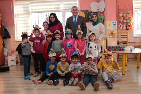 Eğitimin Olduğu Yerde Savaş Olmaz - Görsel 1