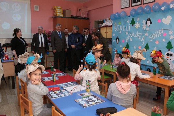 Eğitimin Olduğu Yerde Savaş Olmaz - Görsel 3