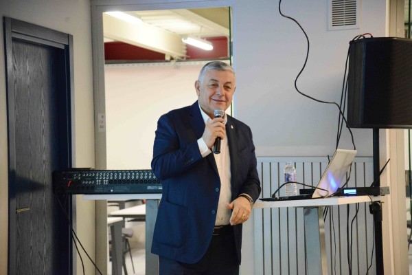 “Eğitimsiz Bir Toplumuz” - Sarıyer Belediye Başkanı Şükrü Genç