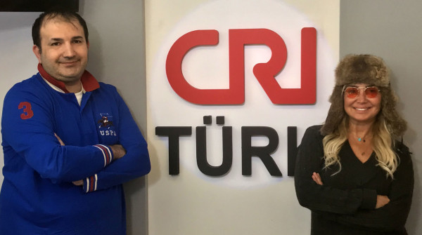 CRI TÜRK - Yonca Evcimik - Michael Kuyucu
