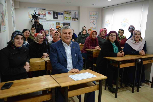 TOPLUMU EĞİTİMLİ KADINLAR GELİŞTİRECEK