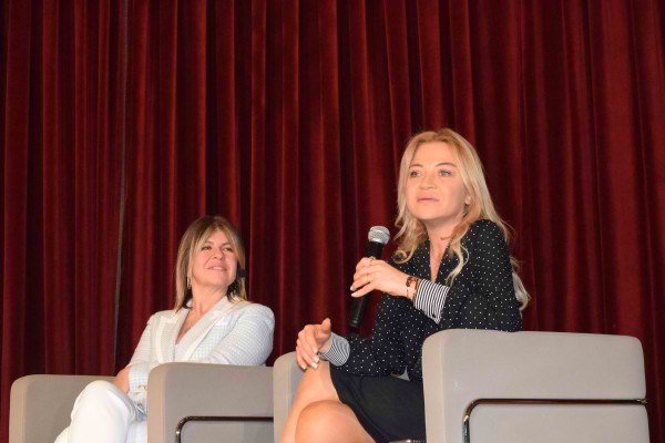 KADIN SÖYLER HAYAT COŞAR