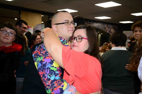 DOWN SENDROMLULARIN MUHTEŞEM EĞLENCESİ