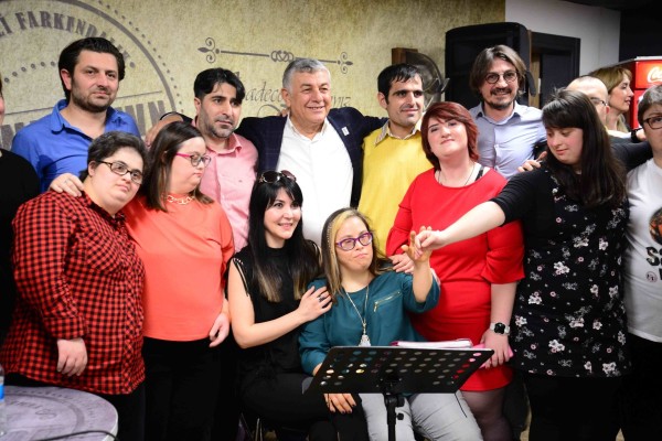 DOWN SENDROMLULARIN MUHTEŞEM EĞLENCESİ