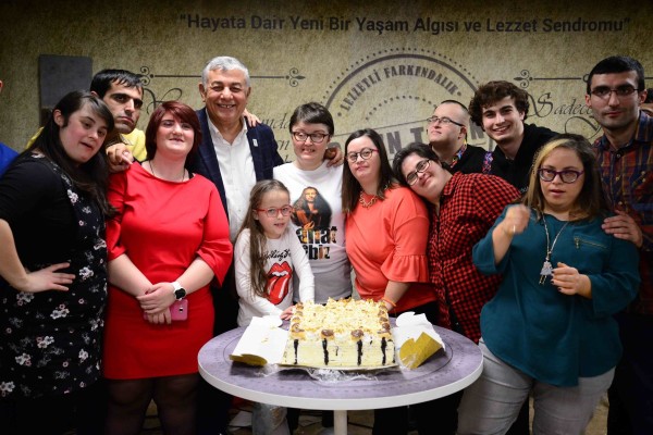 DOWN SENDROMLULARIN MUHTEŞEM EĞLENCESİ