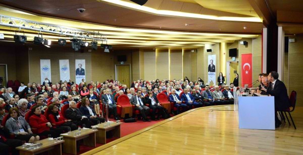 TÜRK LİRASI GÜNDEN GÜNE ERİYOR