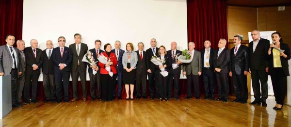 TÜRK LİRASI GÜNDEN GÜNE ERİYOR