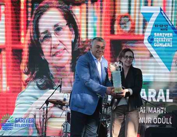 EDEBİYAT ONUR ÖDÜLÜ