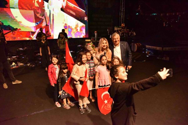 irem derici şükrü genç