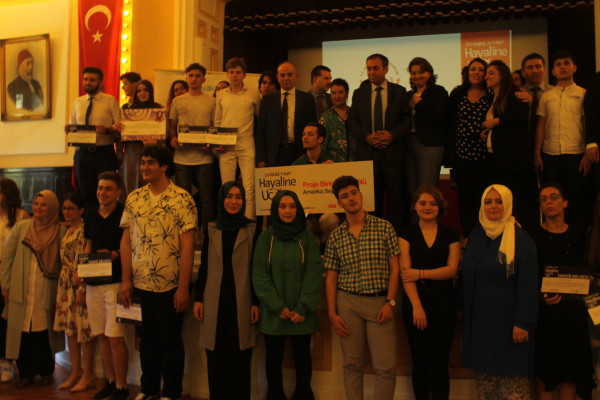 İstanbul’dan Amerika’ya, Hayallerine Uçacak Öğrenciler Belli Oldu!