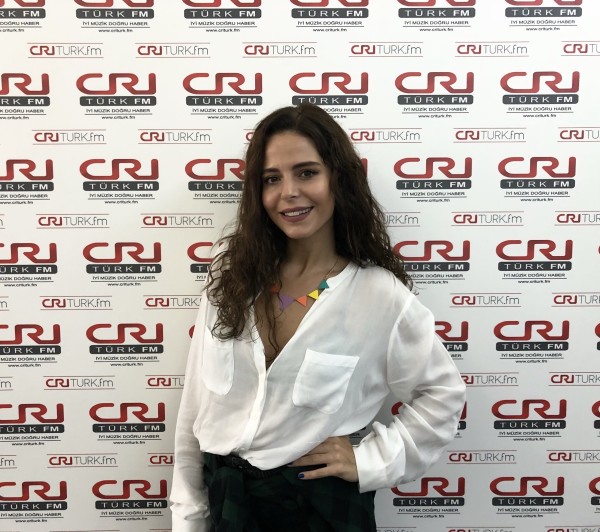 Simge: “Eurovision’a katılmayı çok isterdim”