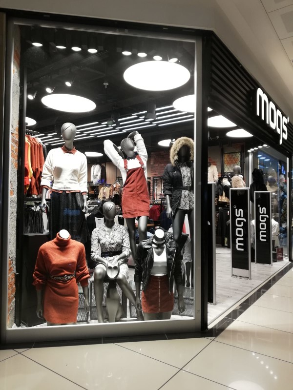 Mogs Fashion-05