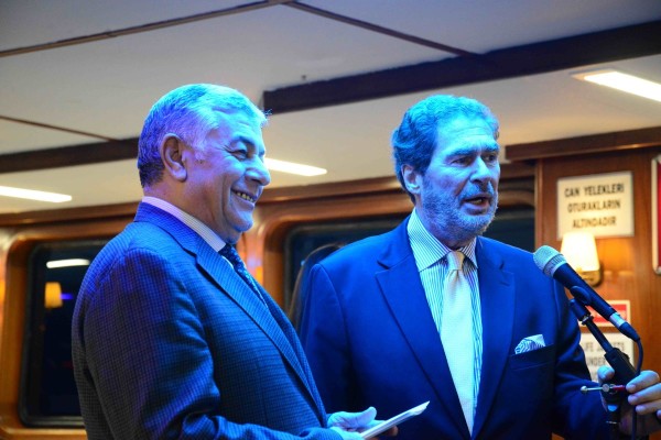 Şükrü Genç ve Michael Christides