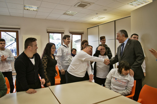 EÇADEM-ŞÜKRÜ GENÇ