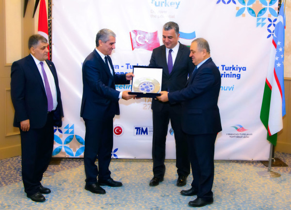 Zairpov_Ahmet Başar Şen-Ahmet Hamdi Gürdoğan