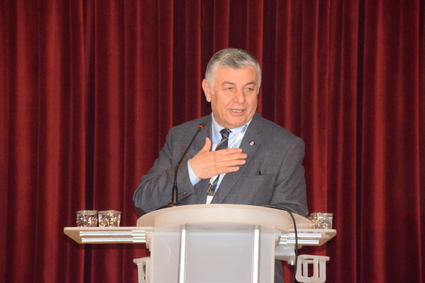 Şükrü Genç