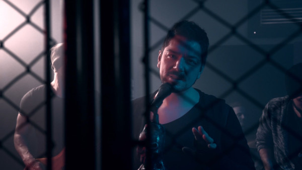 Erdem Genç Klip - kafes dövüşü hakemi