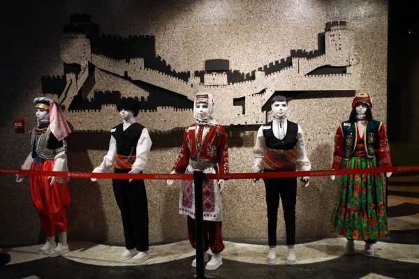 Geleneksel Kostüm Sergisi