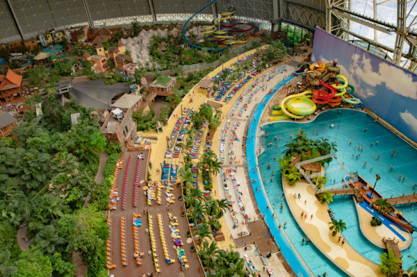 Avrupa’nın en prestijli kapalı su parkında Polin imzası