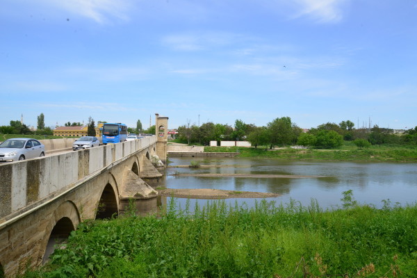 tunca nehri