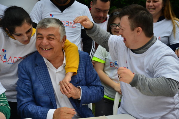 Şükrü Genç