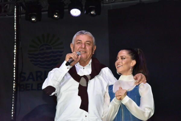 Şükrü Genç ve Derya Uluğ