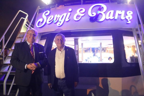 Martin Erdmann ve Şükrü Genç