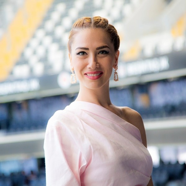 Mucize Dokunuş Güzellik Merkezi Sahibi - Meliha Barutçu (1)