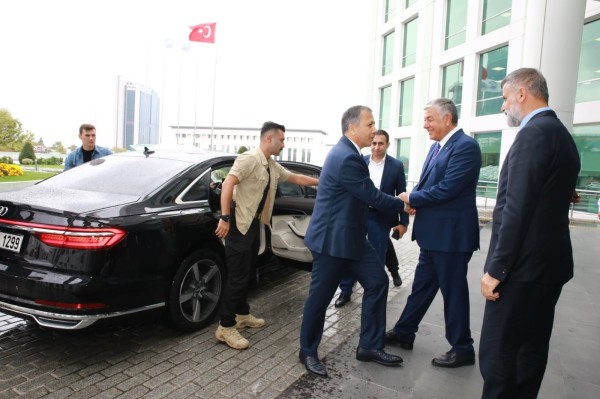 vali ziyaret