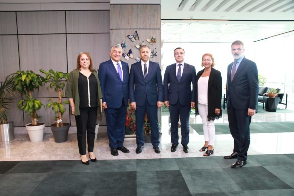 vali ziyaret