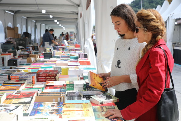 Edebiyat Günleri