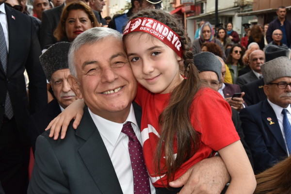 Şükrü Genç