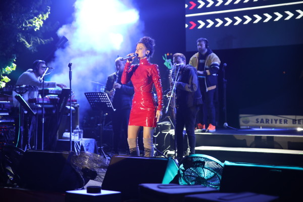 Derya Uluğ