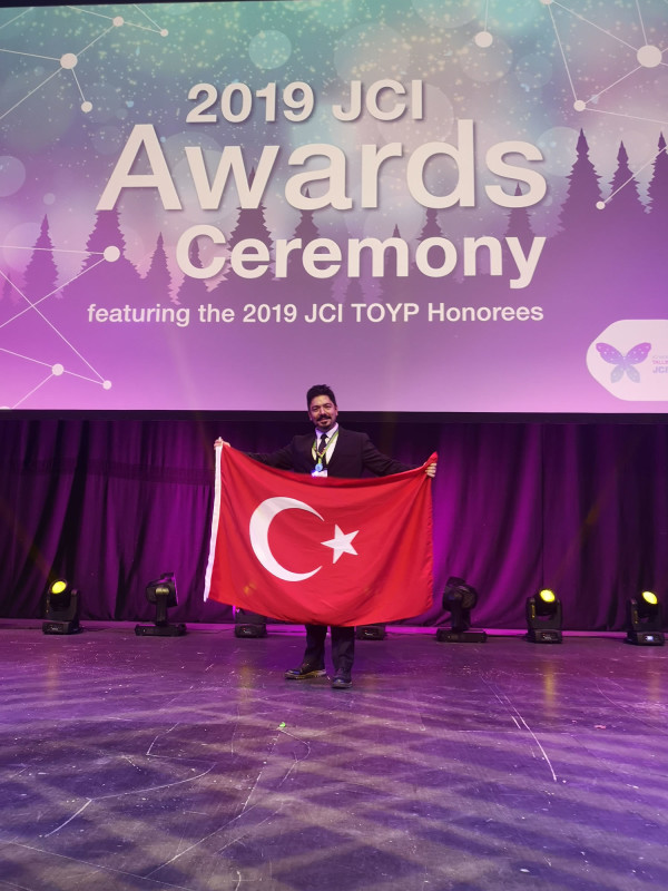 Sınırsız Düşler - 2019 JCI Ödül - Erdem Genç