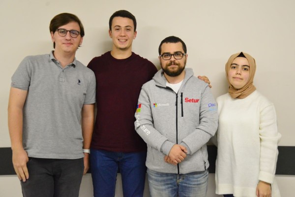 Öğrenciler