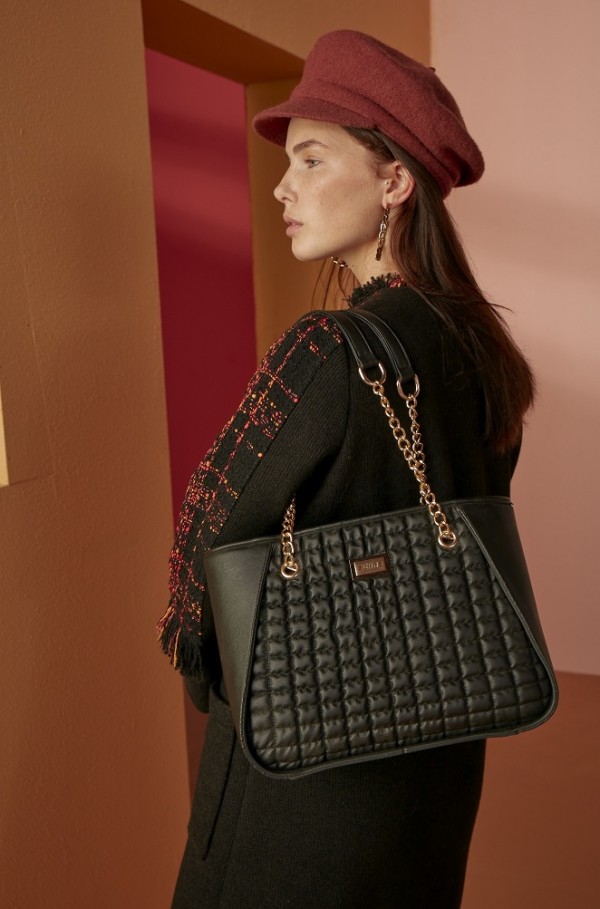 Şehrin ritmini yakalayan kabanlar