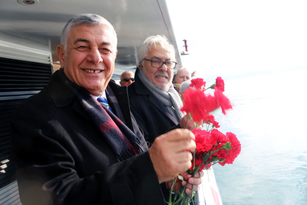 Şükrü Genç - Rutkay Aziz