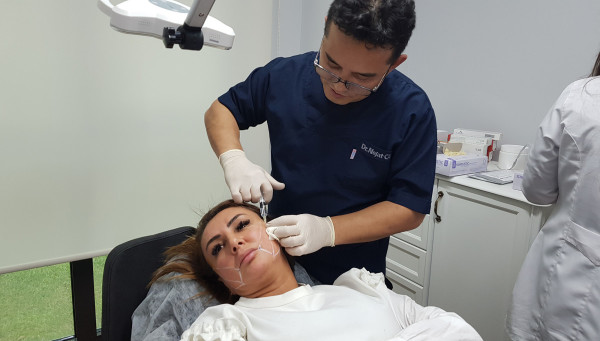 Dr. Nejat Can - Ebru Mirza (1)