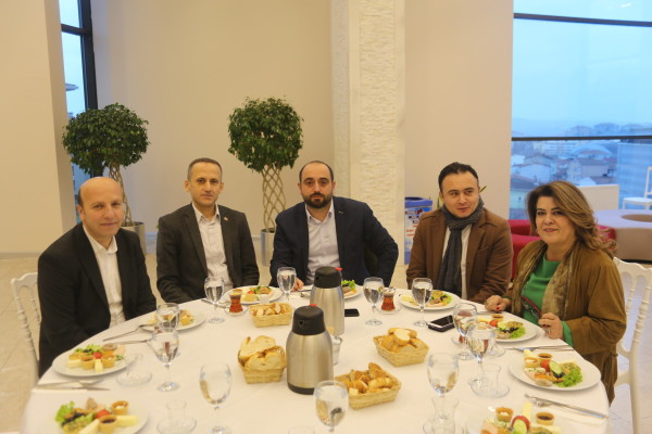 muhtarlar kahvaltı
