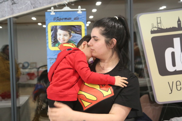ALİŞ VE ANNESİ