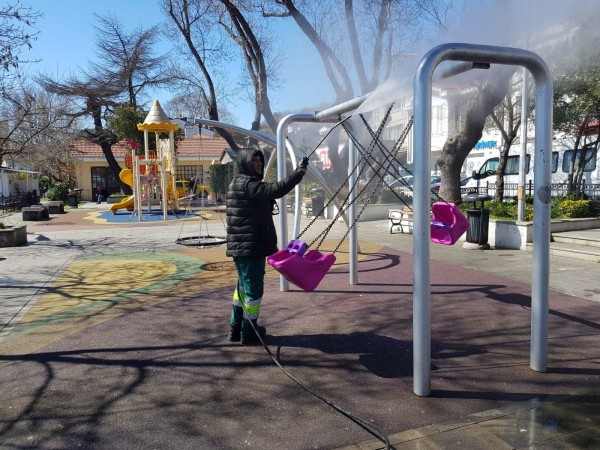 park ve bahçe dezenfekte